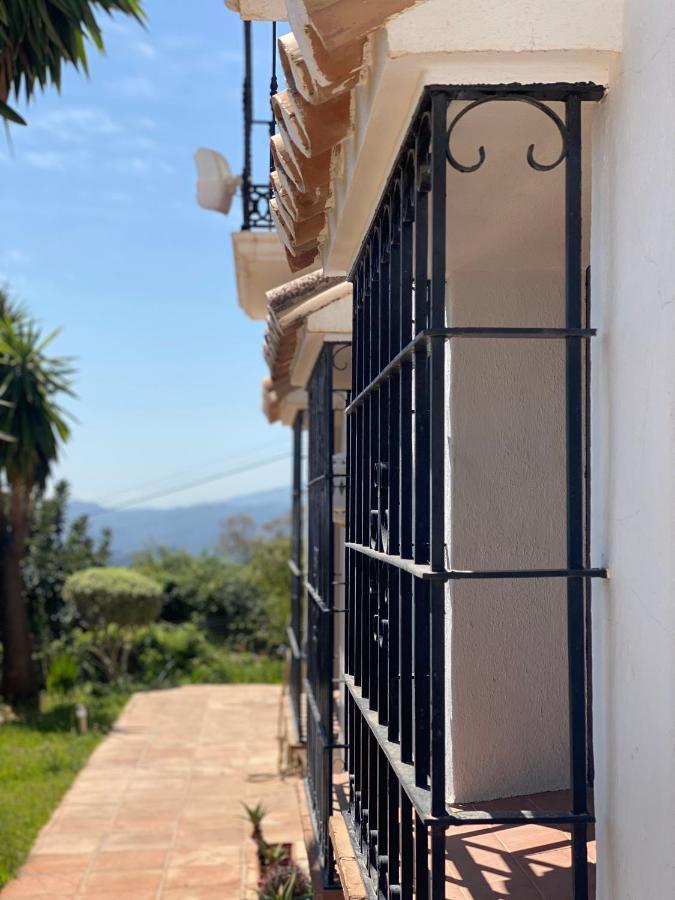 Terraced House In The Mountains With Fantastic View Villa Málaga Exterior foto